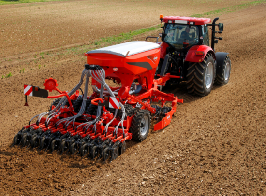 AGRICULTURAL MACHINERY Titan Machinery 